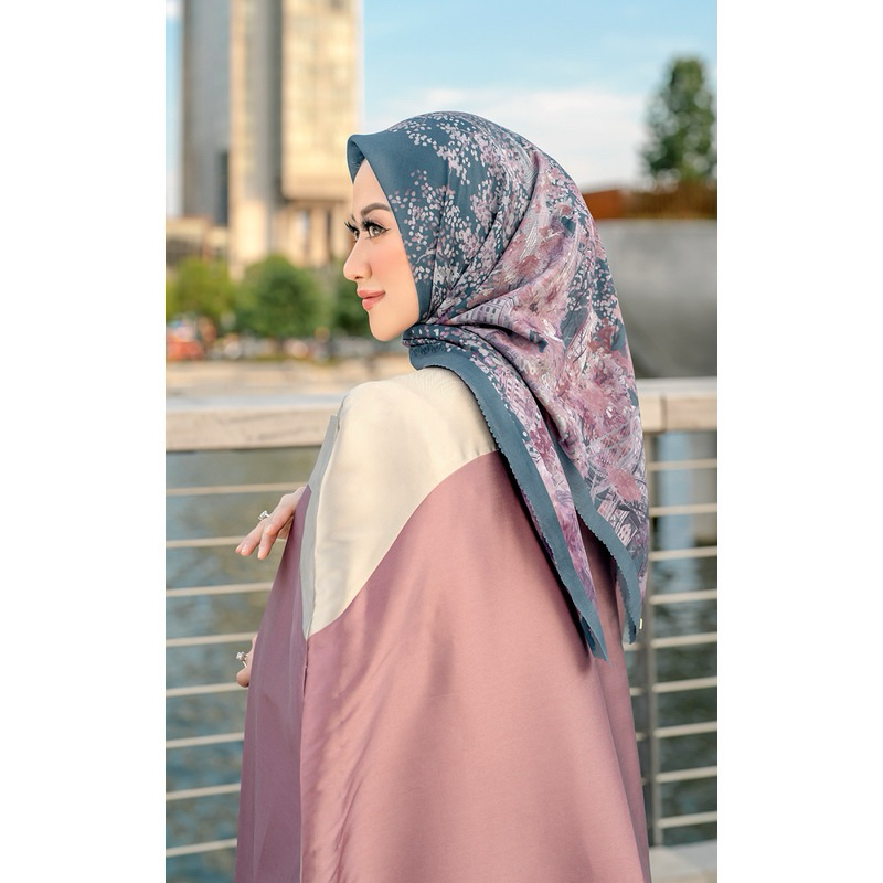 PRELOVED BUTTONSCARVES X ALLYSAHAWADI NEWYORK 3