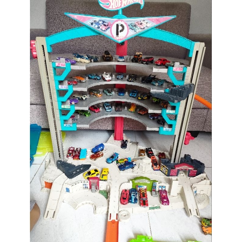 Hotwheels Garage Jumbo Elektrik