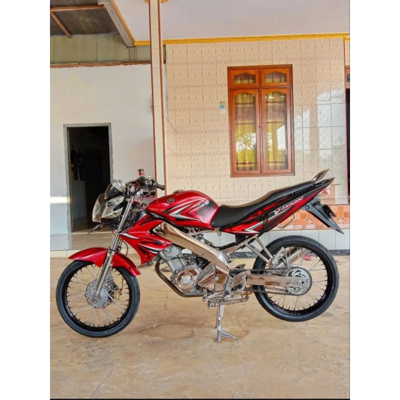 Striping Lis sticker standar Yamaha vixion lama 2008 2009 stiker vixion merah 2008