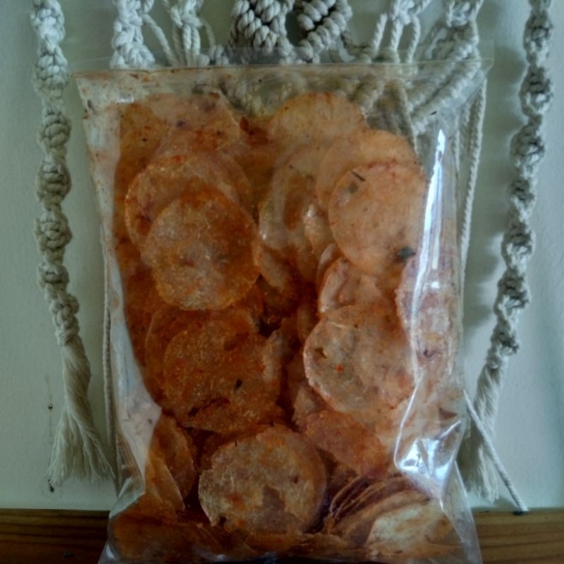

Makanan ringan keripik kaca pedas kemasan 250 gram # jajanan # cemilan # oleh oleh kriuk # renyah