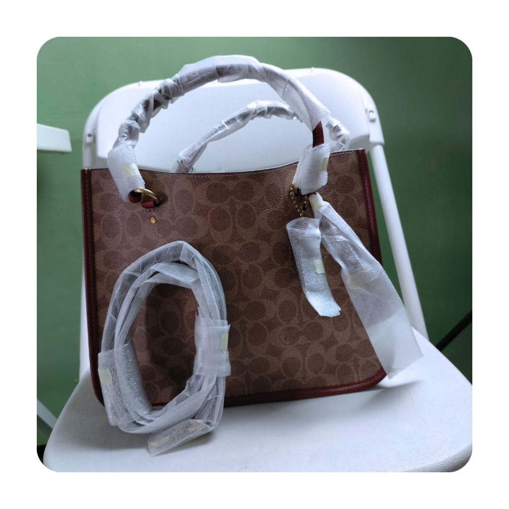 Tas Wanita Branded C3889 Tyler Carryall 28 In Signature Canvas Tan Rus