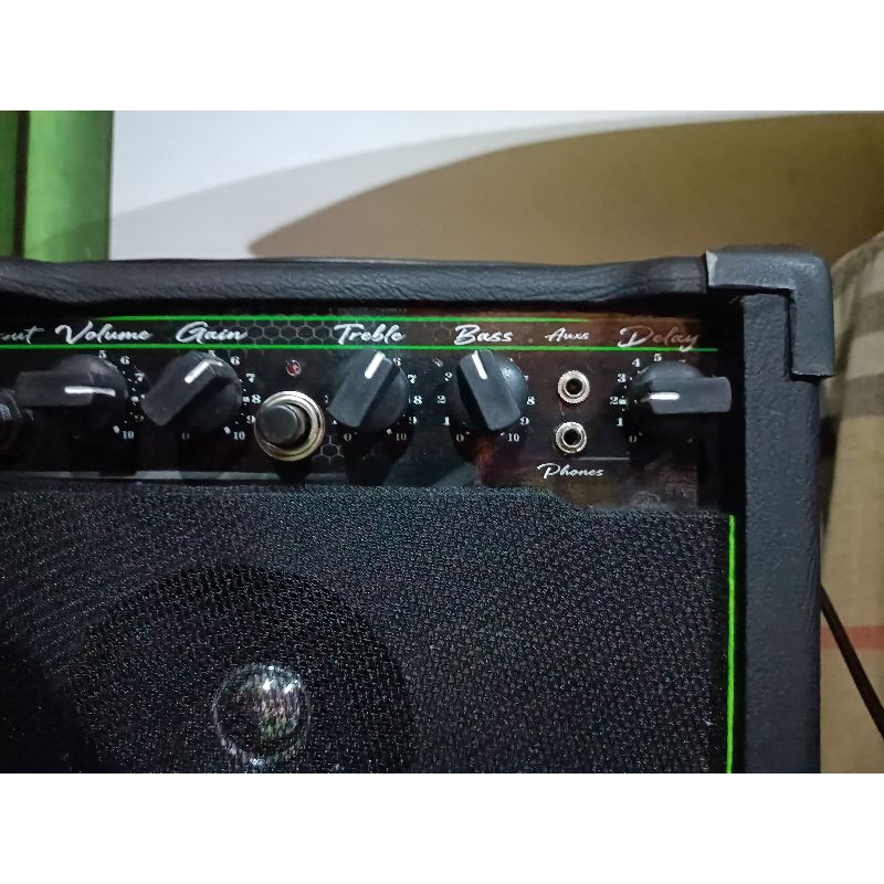 amplifier gitar