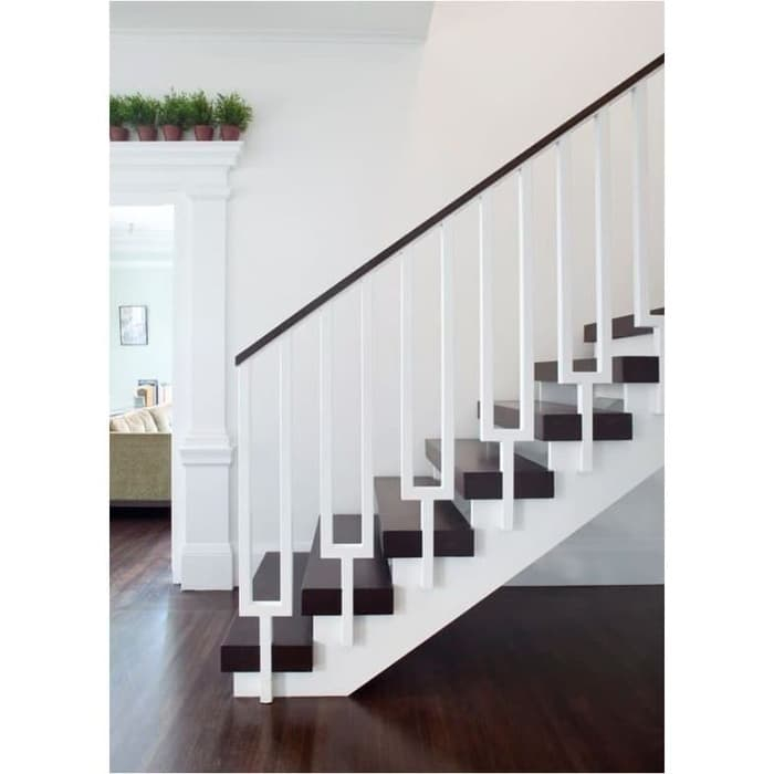 Railing tangga besi / pengaman tangga / railing sidoarjo