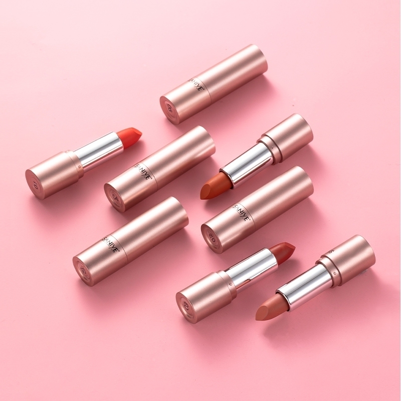 SANIYE VELVET MATTE LIPSTICK