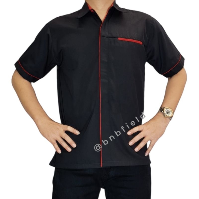 KEMEJA BAJU SERAGAM HITAM LIS MERAH BAHAN AMERICAN DRILL