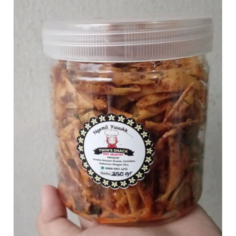 

pangsit petir hot jeletot, mie ngabret hot jeletot, lumring hot jeletot