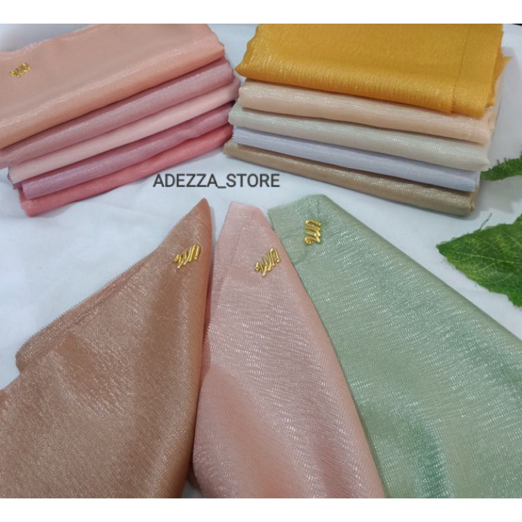 Ready Terkeren  Sinar Glowing Gliter Serat Jagung Umama Scraft Azzara Jilbab Segi Empat Corn Skin Gl