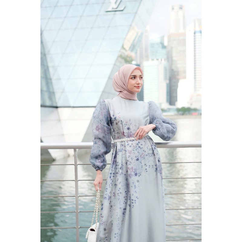 Laluna Signature Dress by Vanilla hijab