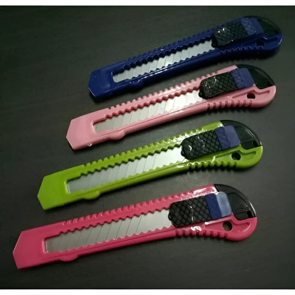 

Cutter Besar Alat Potong - Pisau Kater Merek Sun Reno Xtreme 1 Pcs