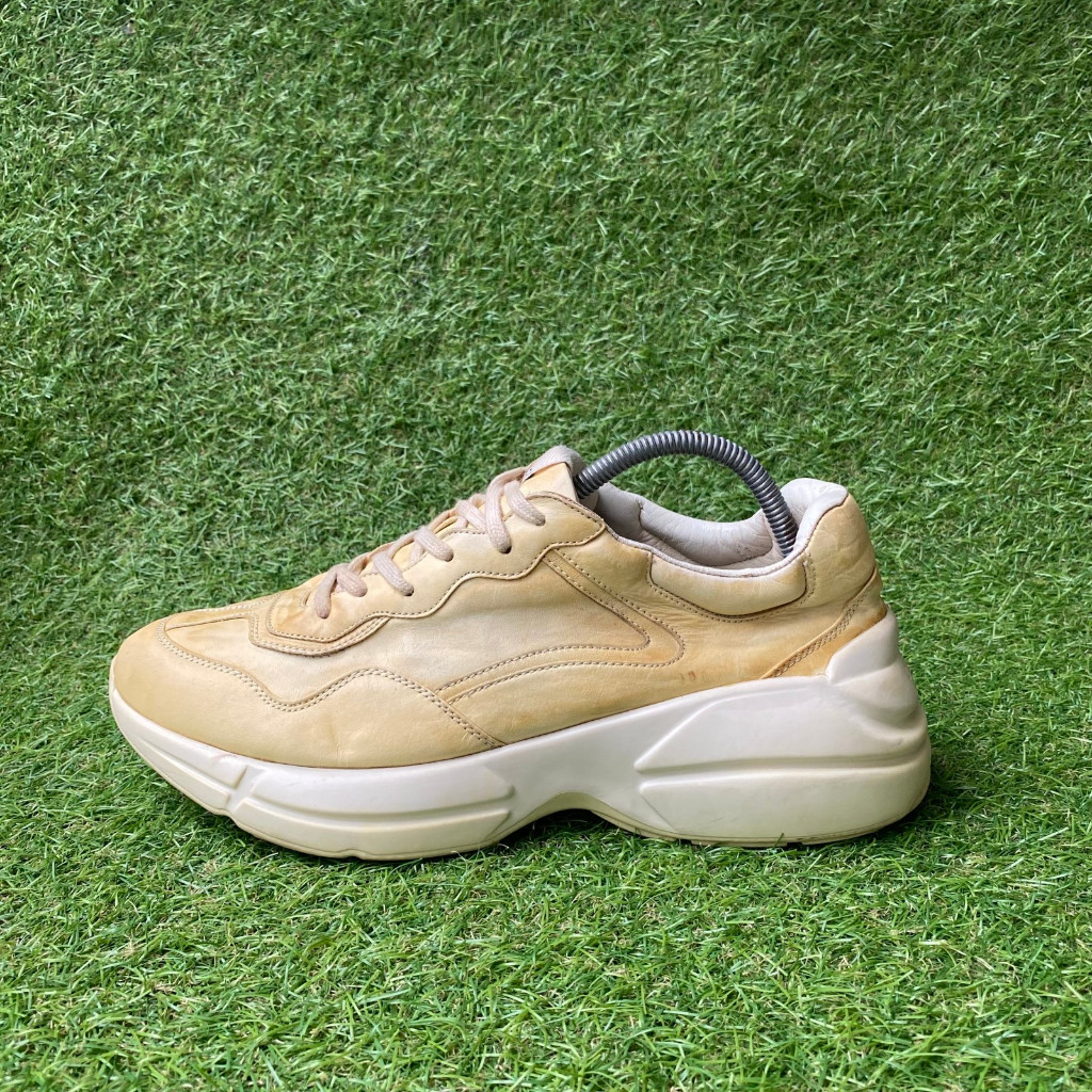 Sneakers Gucci Rhyton Leather Sneaker Ivory Bekas