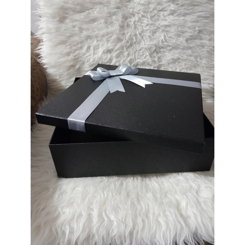 

Kotak Kado Gift Box uk. 30x30x12 / Box Hampers Kotak / Box Kado Persegi 4