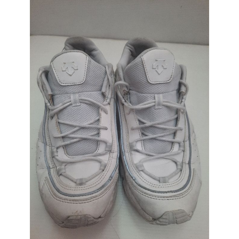 sepatu DESCENTE REFLECTOR size 44.5