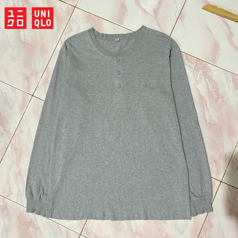 LONG SLEEVE T-SHIRT KERAH HENLEY UNIQLO