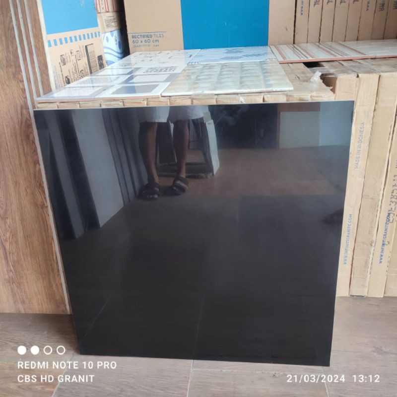 Granit Lantai 60x60 hitam polos furblack/Igo tile