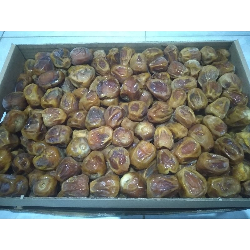 

kurma sukhari 1 dus / 3 kg / 1 kg