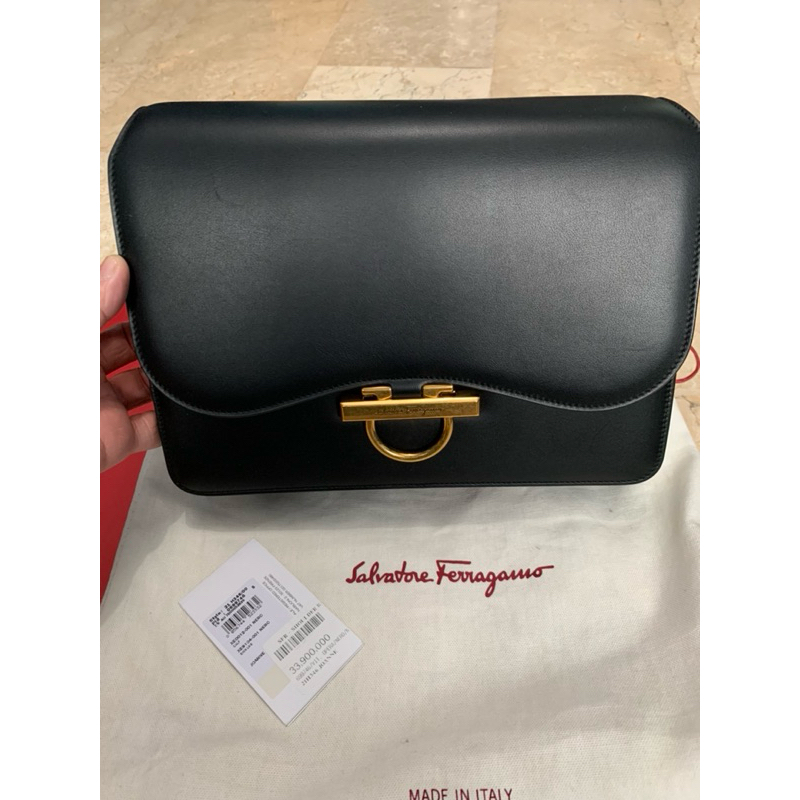 Salvatore Ferragamo Joanne black shoulder bag AUTHENTIC