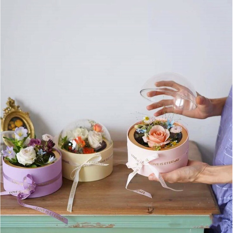 

Box bulat | Box bunga | Hadiah | Gift | Box bridesmaid | Hadiah Bridesmaid | Hadian ulang tahun