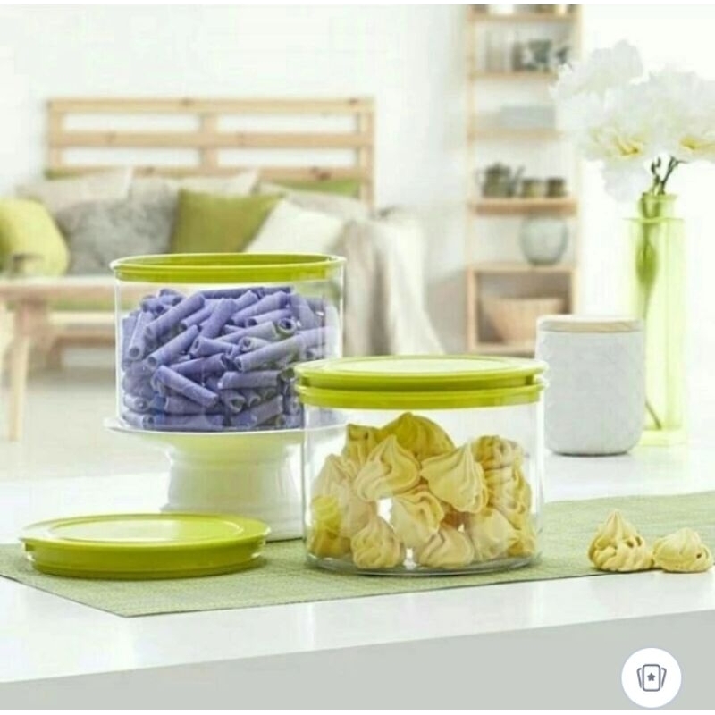 TUPPERWARE Jolly keeper