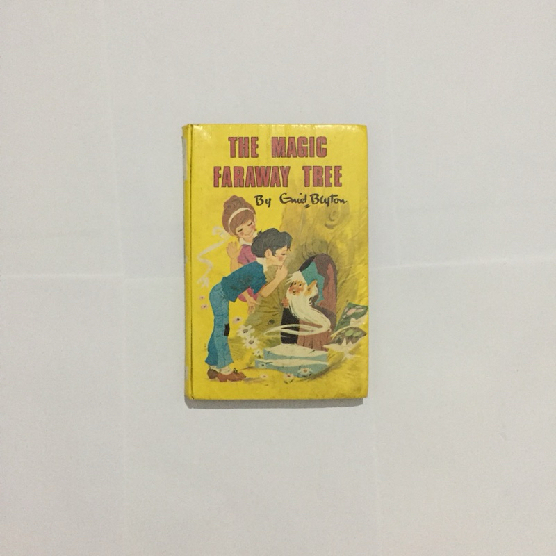 VINTAGE BOOK THE MAGIC FARAWAY TREE - Enid Blyton (1971) Preloved