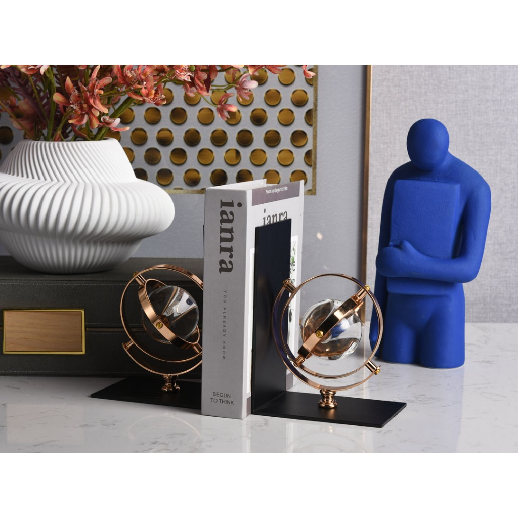 

Globe Bookends / Pembatas Buku/Majalah