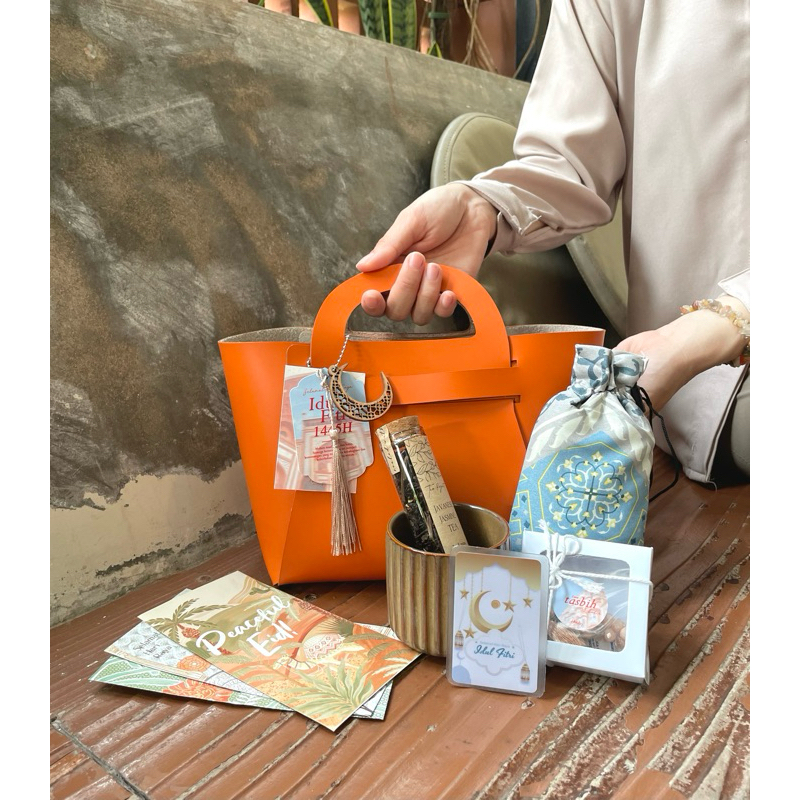 

Hampers Lebaran / Hampers Idul Fitri Pekanbaru - Pesona