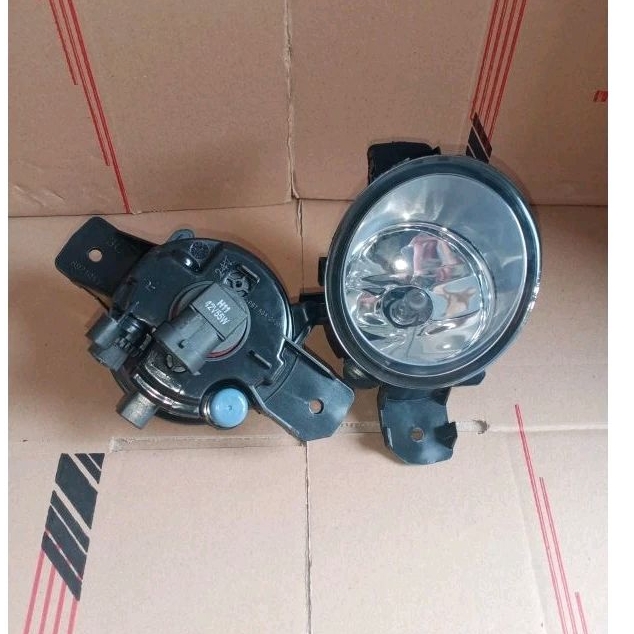 foglamp Nissan mobil Livina/ lampu kabut grand Livina 2006-2018