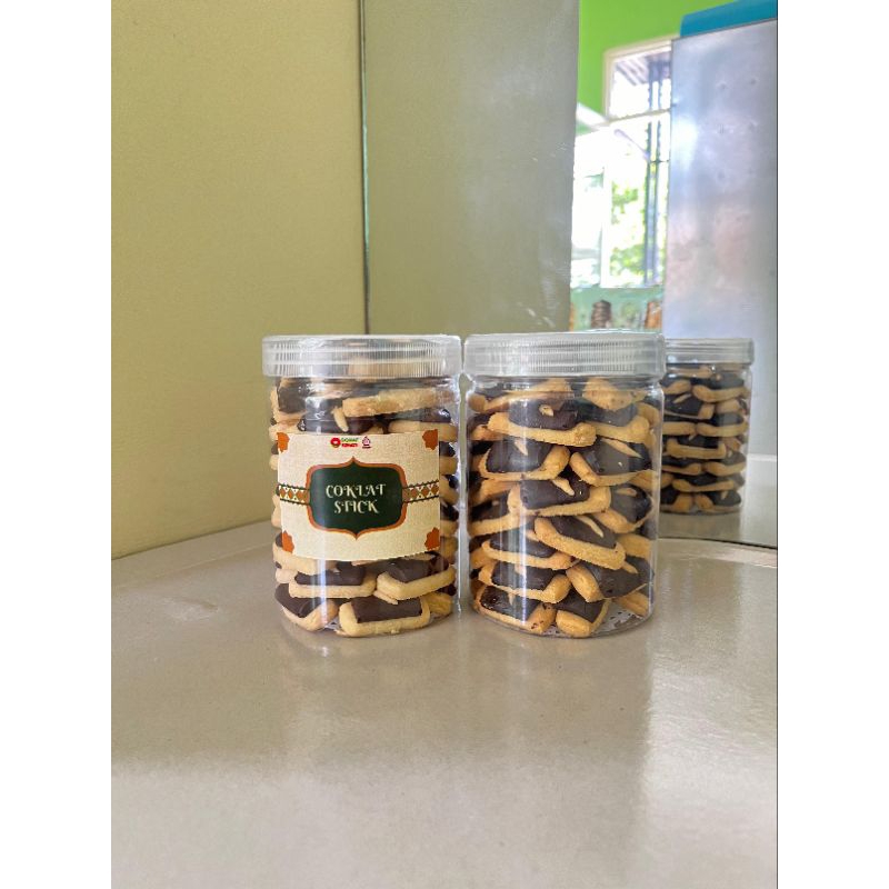 

Kue Kering Coklat Stick 800ml