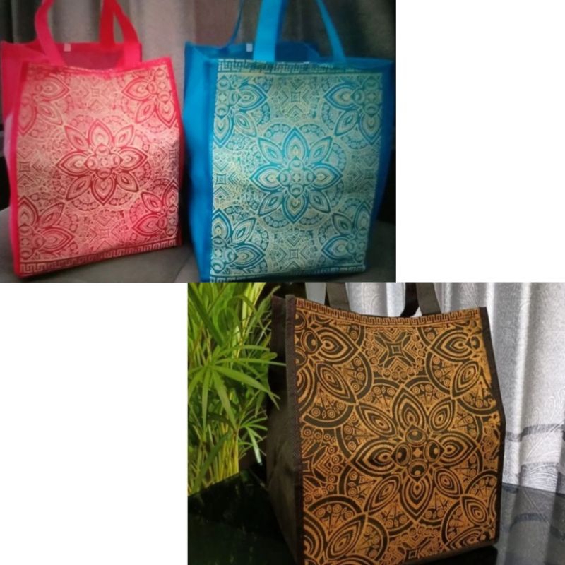 

TAS HAJATAN BATIK COKLAT WARNA SPUNBOND GSM 40 BERKAT 22