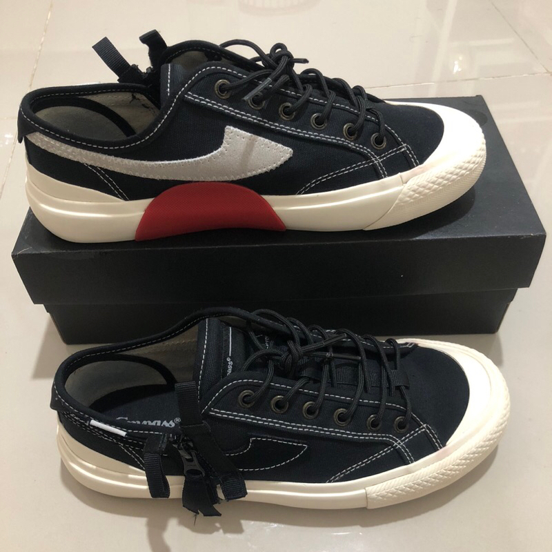 Sepatu Compass Proto 1 R&D Low Black & White Preloved