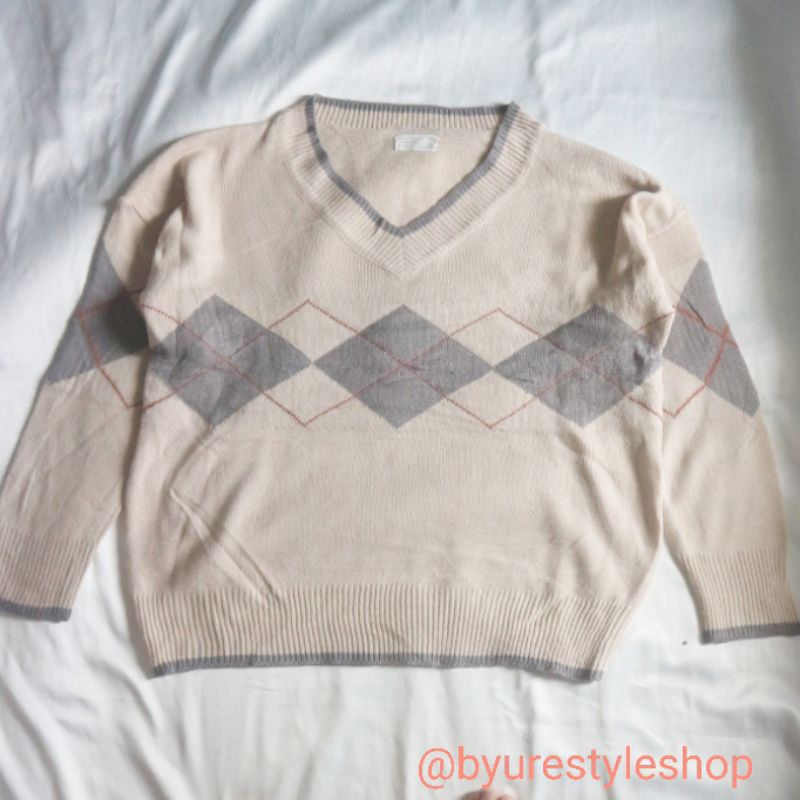 (No Nego )Knitwear V-neck Argyle Ketupat Rajut Sweater Crewneck Brown Cream