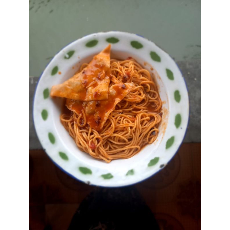

mie Wonton pangsit ayam