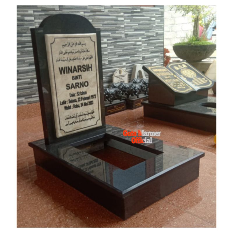 Nisan + Tempat Bunga Batu Granit Hitam Dan Batu Marmer Putih Glosy Mengkilat Dan Tulisan Ukir