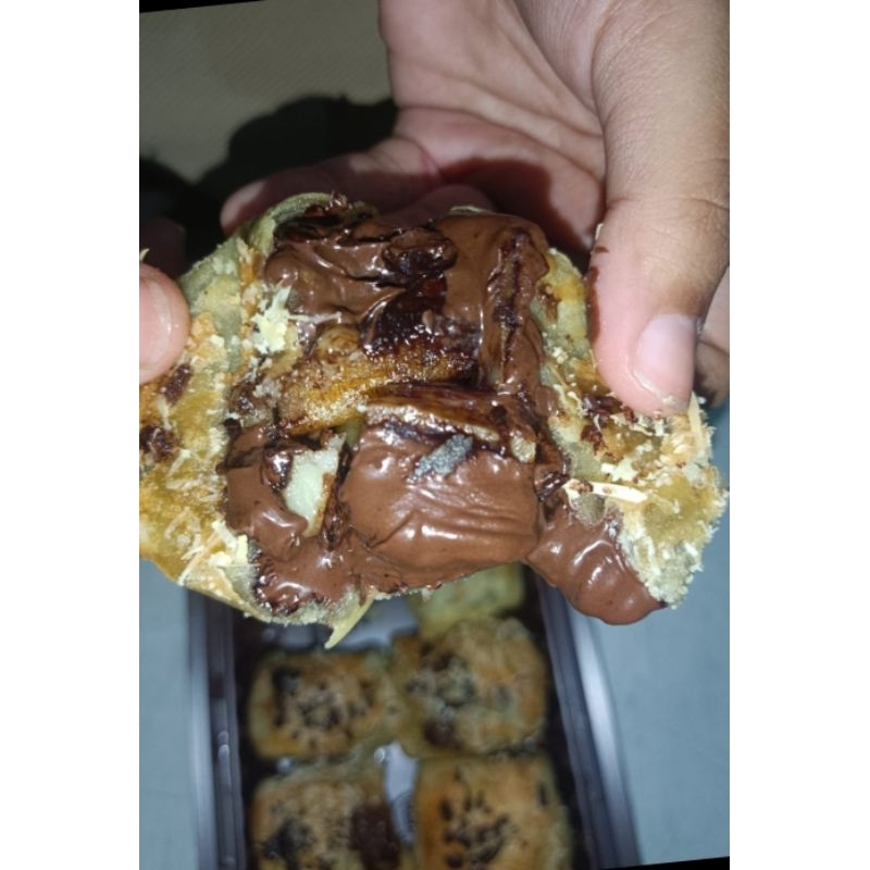 

Bolen Pisang coklat Delisha isi 10pcs