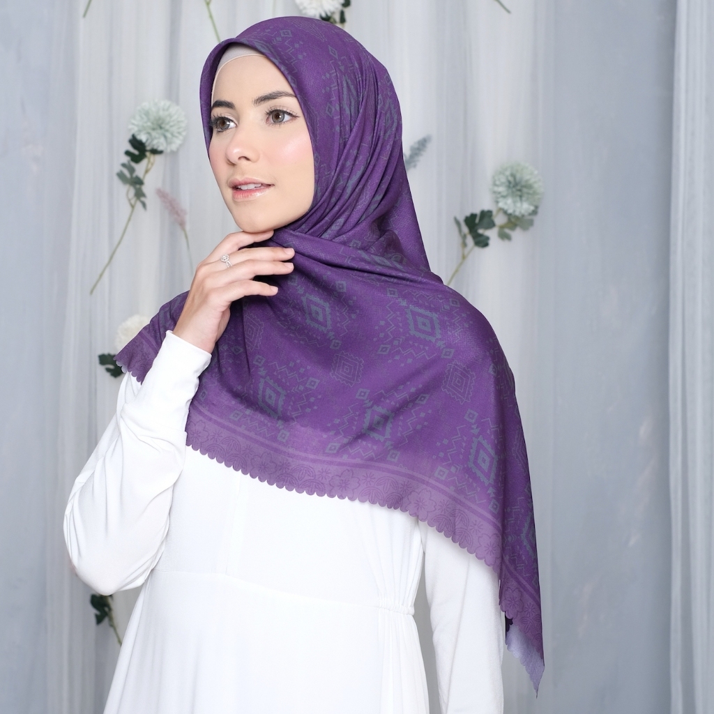 Hijab Motif dan Polos (MINOR DEFECT) No Logo