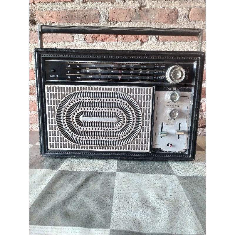 radio kayu jadul radio noble OFF