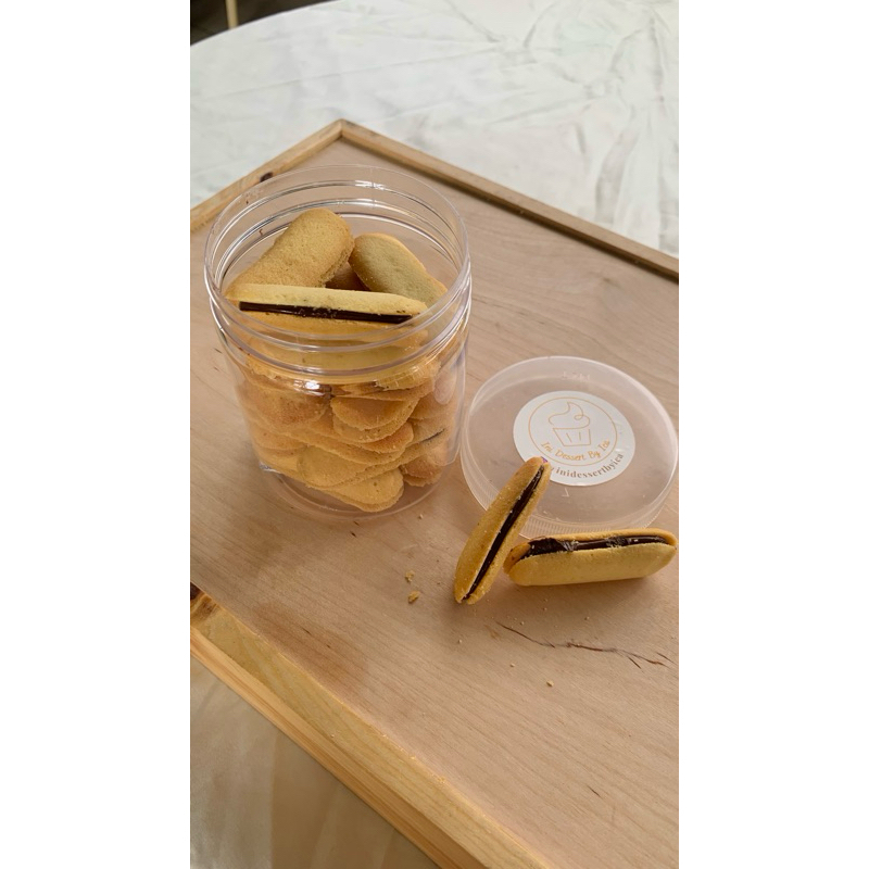 

Lidah Kucing nutella