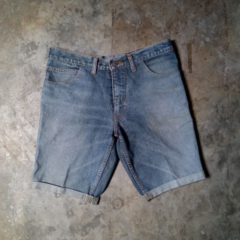 CELANA PENDEK JEANS WALRUS