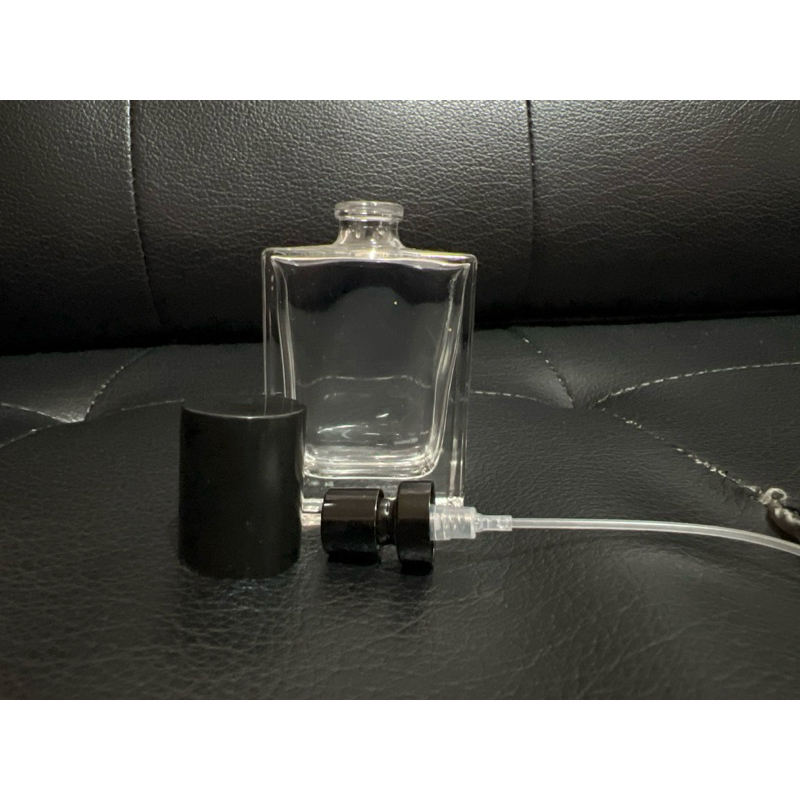 Botol Hermes 30ml, pump press cap hitam plastik