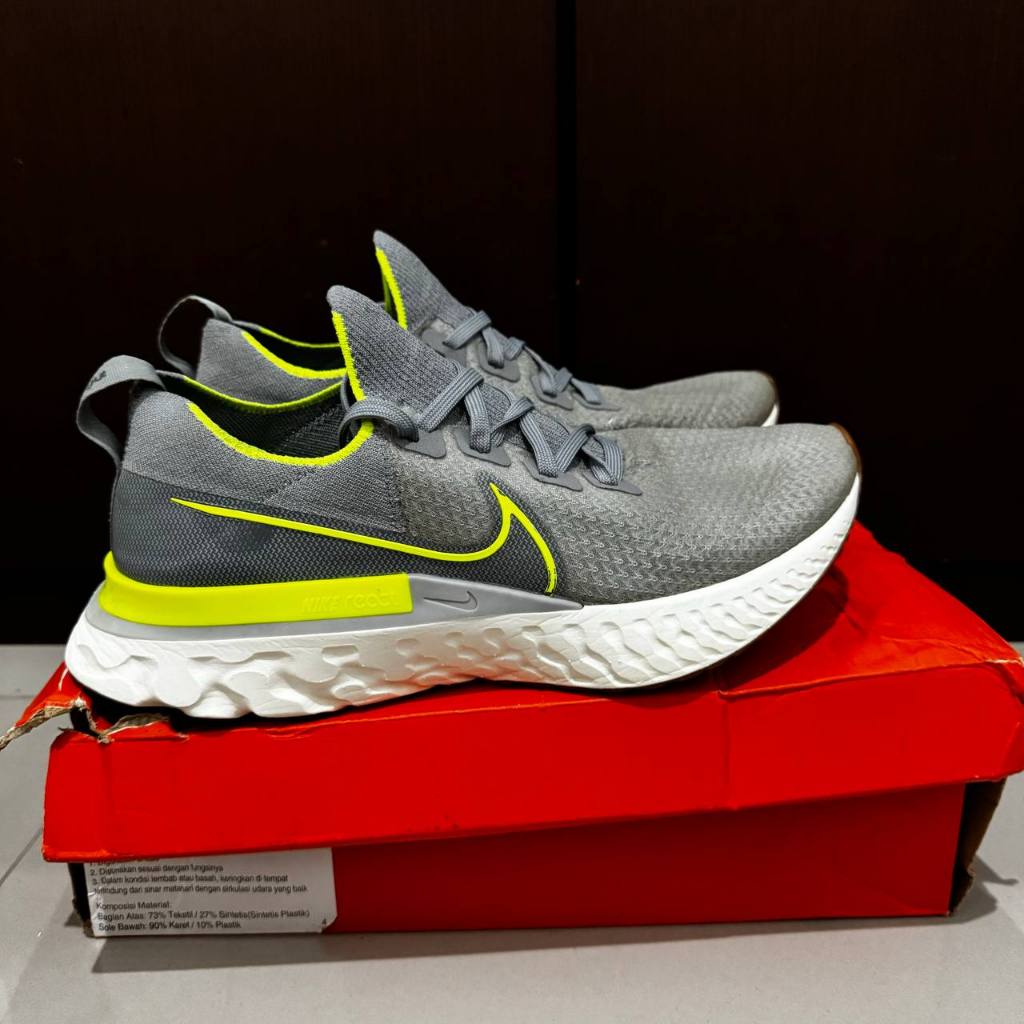 Nike React Flyknit 100% Authentic Original / React Grey Neon