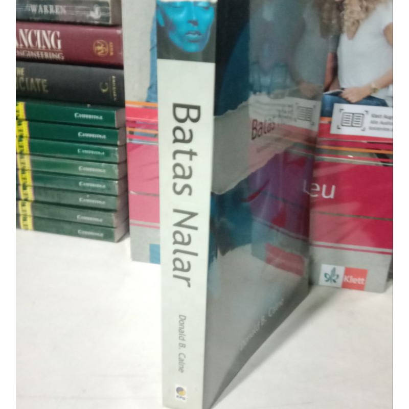 Buku Terlaris Batas Nalar