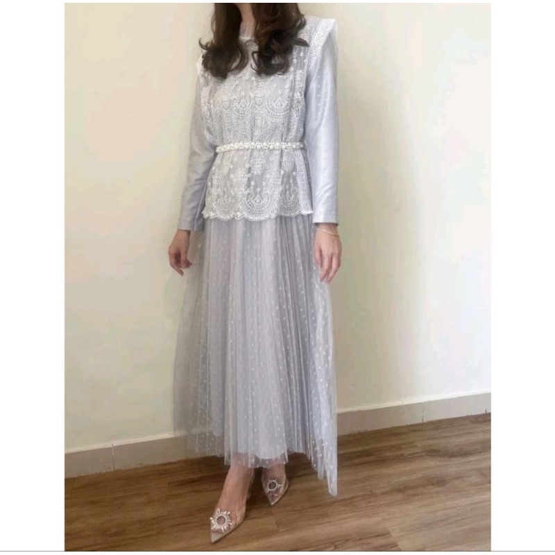 sewa dress/ rent dress/ baju pesta cameron dress white silver