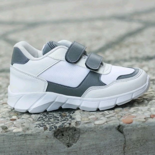 SEPATU ANAK WARNA PUTIH GRAY KRETEKAN UK 30 - 36