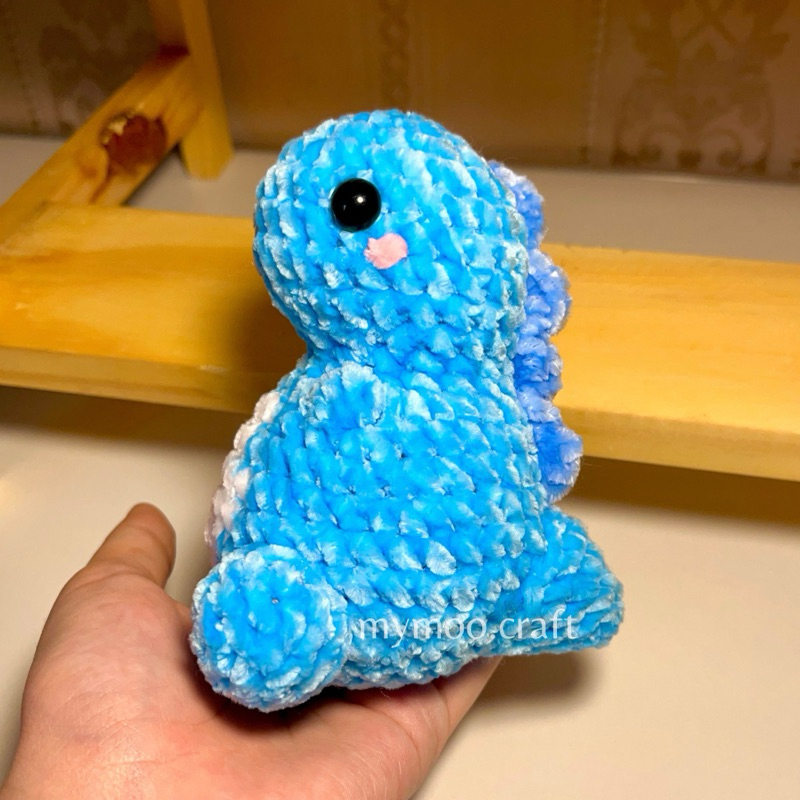 amigurumi dino plushie | boneka dino
