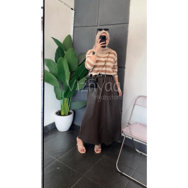 NEYO SKIRT