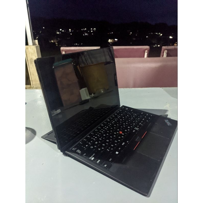 Lenovo thinkpad x1 gen 1 tablet  12 INCH Intel core I5 gen 7 7200U
