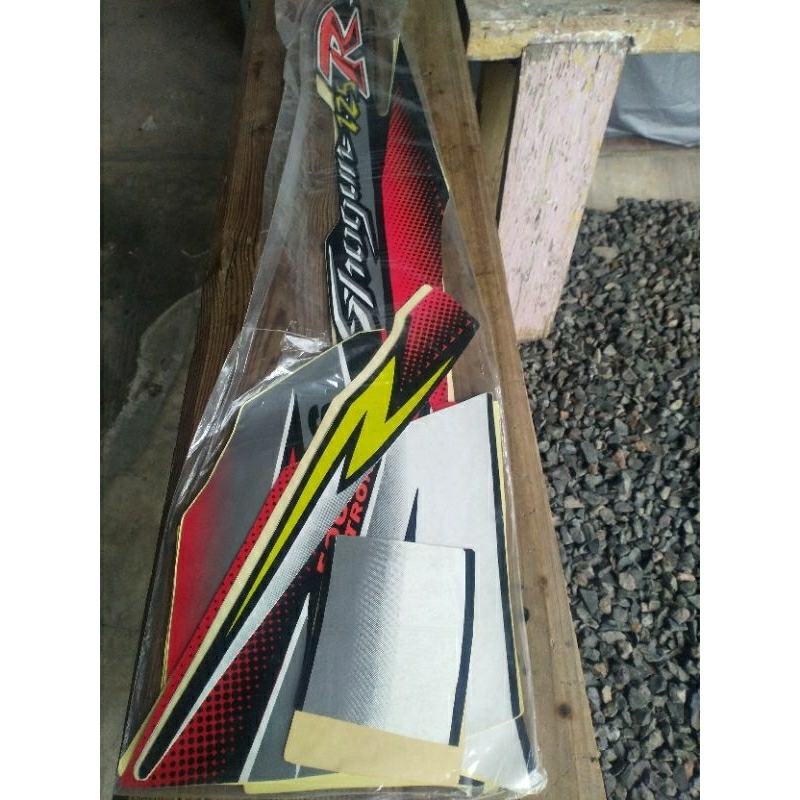 striker body shogun 125 merah dan biru