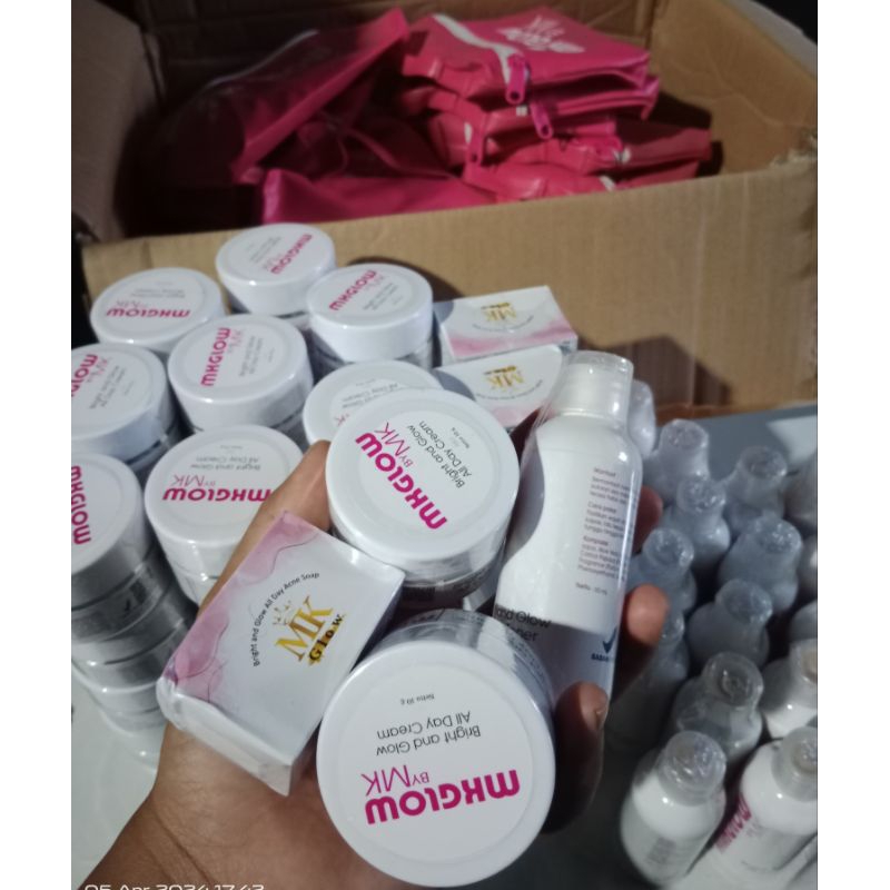 mk glow ori sudah BPOM 100%ORI