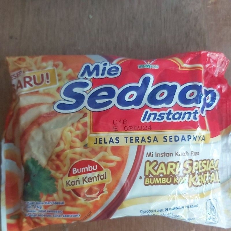 

Mie Sedaap Instant Kuah Kari Spesial