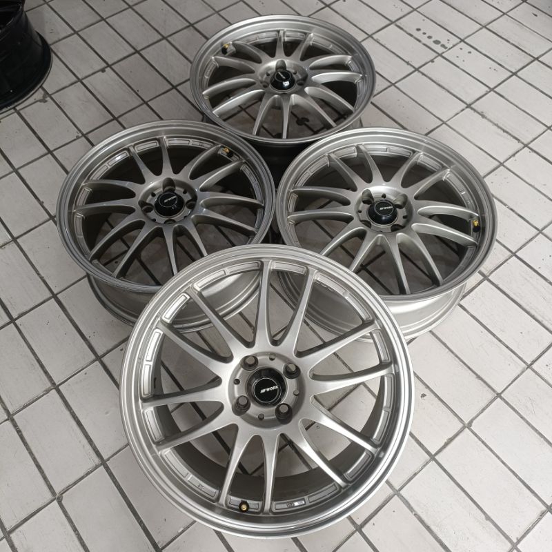 Velg Mobil Bekas Rays Ring 17 Untuk Jazz Yaris Brio Ayla Sigra Calya