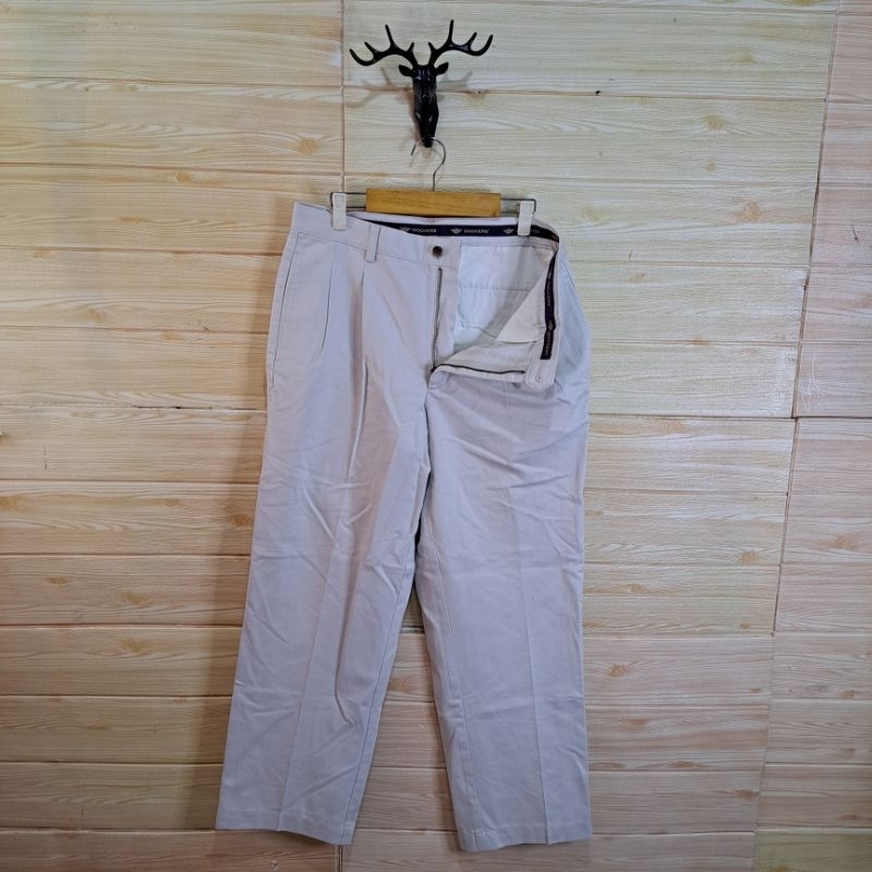 Celana Panjang Chino Kode CHN303A Dockers Size 32   LP 84cm P99cm OL 23cm L.paha 35cm